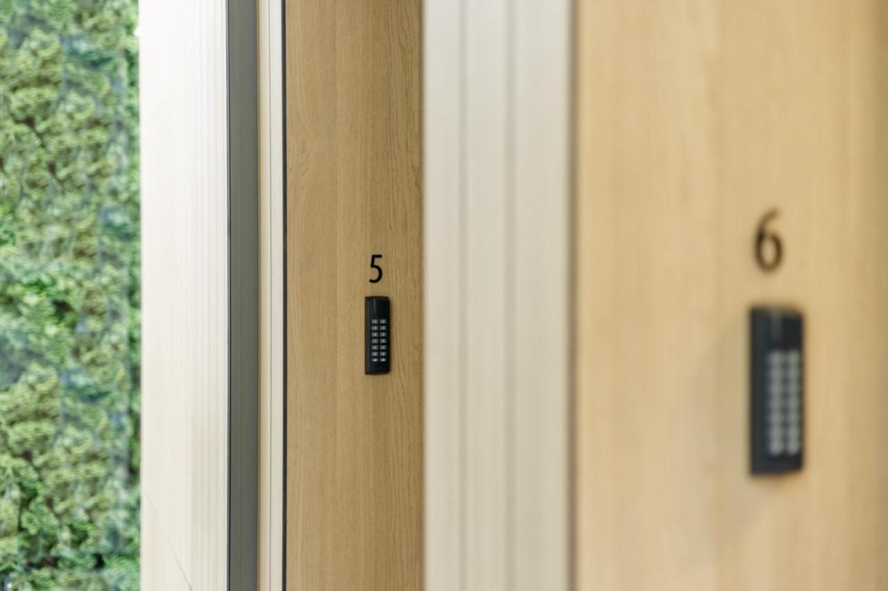 L11, Limanowskiego 3* Познань